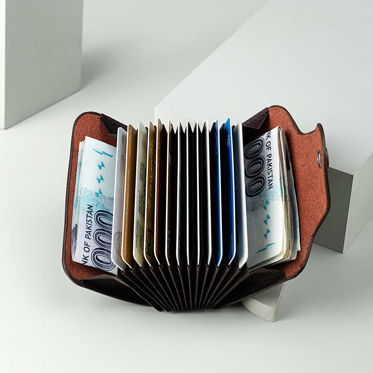 Pioneer Multi Card Holder with cash pockets